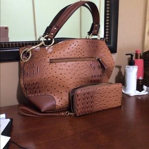 Faux Leather handbag & wallet ostrich design